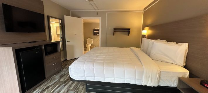 Whalers Inn and Suites ブリストルのホテル
