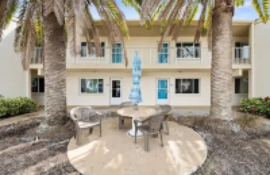 Siesta Key Beachside Condo-direct beach access