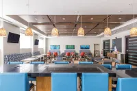 Holiday Inn Express & Suites LOUISVILLE DOWNTOWN by IHG - Morgenmad