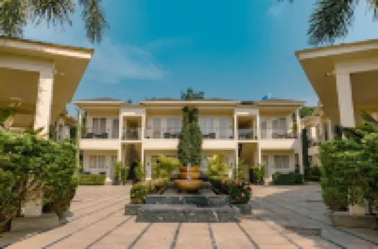 ザ アカシア モルジム