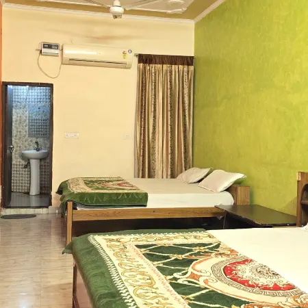 Vinayak Palace