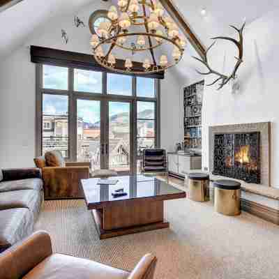 The Arrabelle at Vail Square, a RockResort Rooms