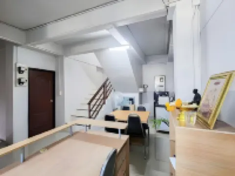 ฟรีเซีย เกสเฮาส์ คลองหลวง โรงแรมในอำเภอ คลองหลวง