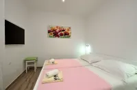 Apartment Happy Sound