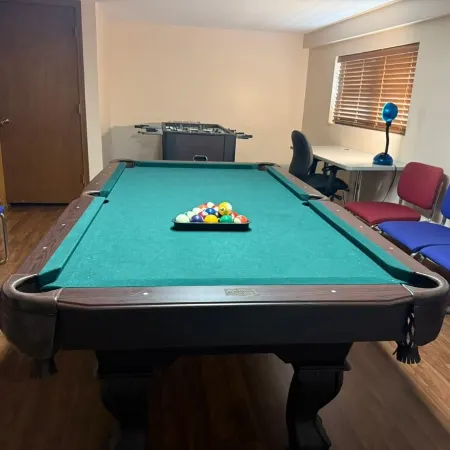 Great Value 3Br 2.5BA Game Rm Free Park, Safe Area