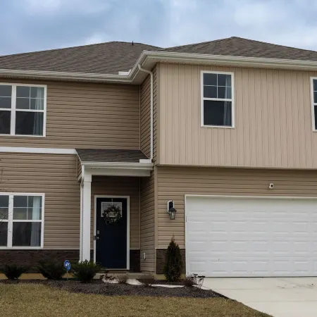 Holistic Campus Rental, LLC - Private Bedrooms in Shared Home with Shared Kitchen
