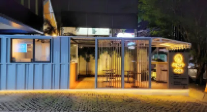 RADJA ART & BOUTIQUE HOTEL SIMPANG LIMA Hotels in 