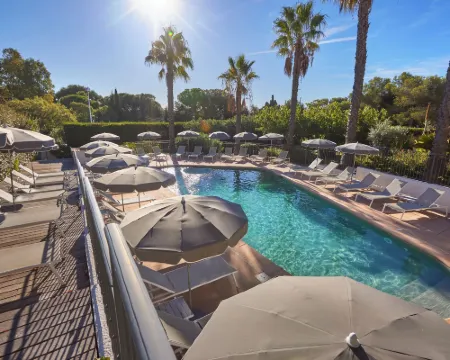Van der Valk Hotel le Catalogne Saint Aygulf โรงแรมในเฟรฌู