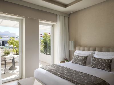 Santorini Heart Hotel & Spa