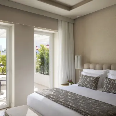 Santorini Heart Hotel & Spa Ξενοδοχεία κοντά στο αξιοθέατο Fira