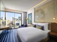 Tumbi Hotel Dubai the Palm, Tapestry Collection by Hilton โรงแรมใกล้ปาล์มไอส์แลนด์