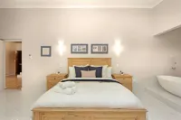Zaria Sun Penthouse - Apartments