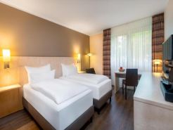 Sunday Hotel Bielefeld Standard Twin Room