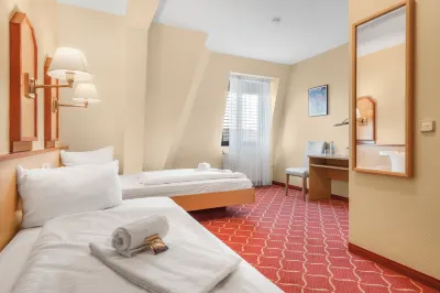 XZLLENZ light Hotel Hoteles en 