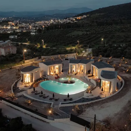 Kyklio Pavilions