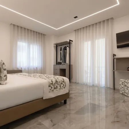 Lena Suites Sorrento Отели рядом с достопримечательностью «Пьяцца Лауро»