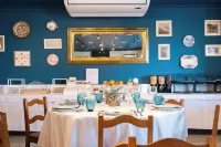 Adelaide Hotel - 2-Star