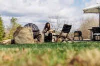 Casita: Near Wineries & Keuka Lake: 100"