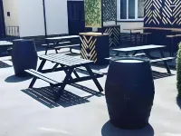 더 본브룩 인 세어홀 밀 주변 호텔