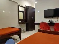 Hotel Sarada Nivas - Pensions