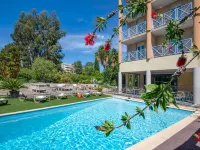 Ibis Hyères Centre - Pools