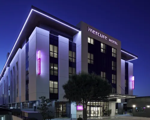 ميركيور إسطنبول ألتونيزاد Hotels near اوسكودار