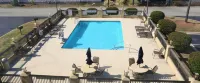 Hampton Inn Sumter - Pools