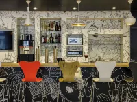 Ibis Koeln Airport - bar