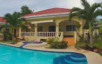 Alona Austria Resort - Beach