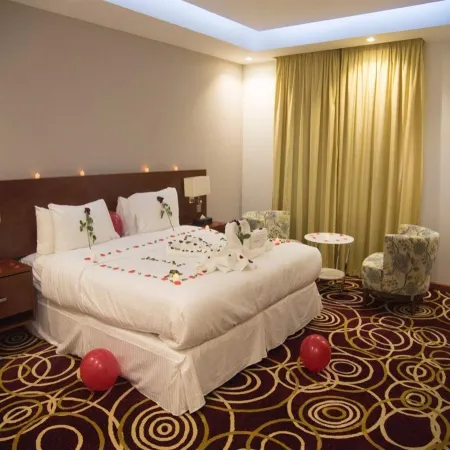 Carawan Hotel Jeddah Отели рядом с достопримечательностью «Торговый центр Aya»