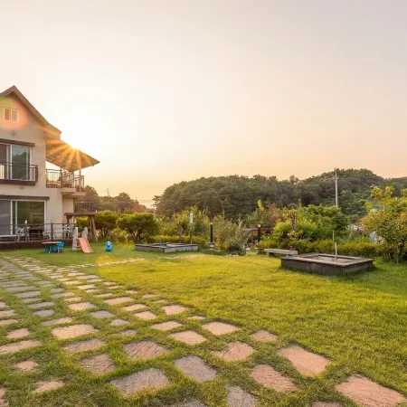 Samcheok Bongsuni-Unni Pension