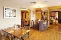 Premier Inn Rochester - parking