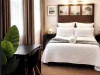 Mapungubwe's Diamond Hotel Hotels near Joubert Park