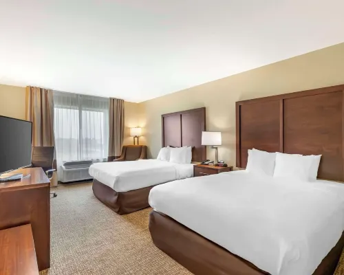 Comfort Inn & Suites Grinnell Near I-80 Hotels in Grinnell