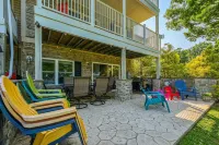 Beautiful Waterfront Townhouse w/ Perfect Location, Fireplace & Wifi - 4-Star
