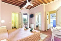 Luxury Villa in Tuscany with Pool Near Pisa and Florence - Eight Bedrooms 14 pl - balcony