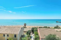 Corfu Glyfada Menigos Resort 86 - Airport Shuttle