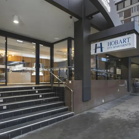 Hobart City Apartments Отели рядом с достопримечательностью «Салливанс Коув»