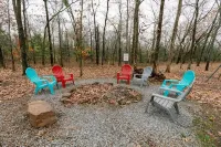 Adorable Molly B Cabin 1-bedroom 1-bath w/parking/WiFi/AC - 2-Star