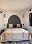 Riad Omi Zelya - 2 stjerner