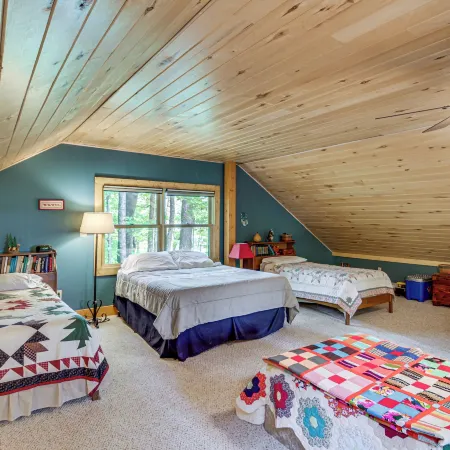 Waterfront Cabin on Trout Lake w/ Private Dock!