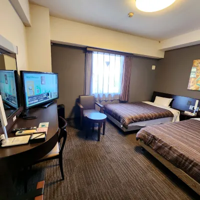 Hotel Route-Inn Kitakyushu-Wakamatsu Ekihigashi Các khách sạn gần Ga Tobata