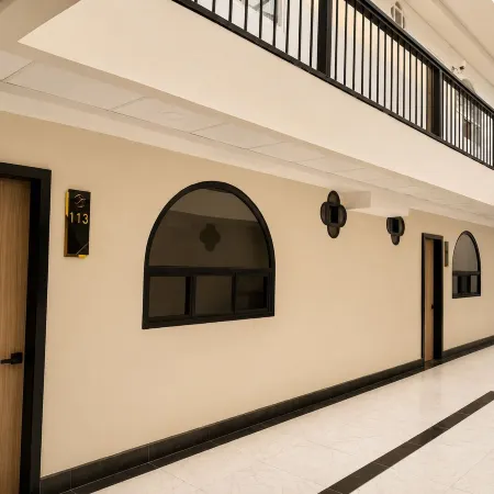 HOTEL SERENO BUSINESS INN