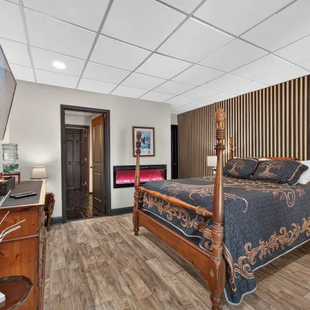 Cozy, Pet-Friendly Retreat in Hickory w/ Fire Pit!