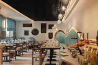 Moon & Sun Funchal - พร้อมอาหารเช้า