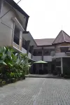 Dpavilion Guest House & Resto - 2-Star