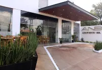 Hotel Anb Aeropuerto Guadalajara - Parkplatz