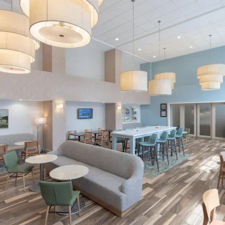 Hampton Inn & Suites Berkshires-Lenox