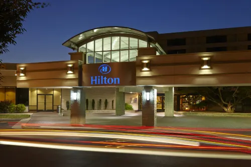 Hilton Raleigh North Hills - 4 stelle
