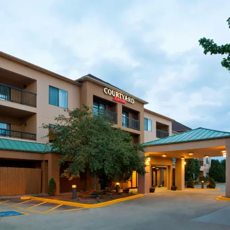 Courtyard Springfield